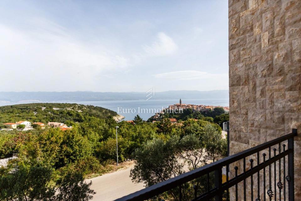 Apartma z odprtim pogledom na morje v Vrbniku
