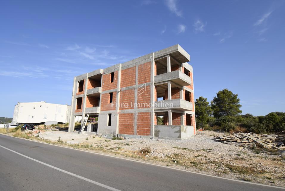 Brodarica - novogradnja, apartma v bližini plaže
