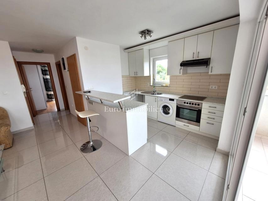 Soline – apartma blizu plaže z odprtim pogledom na morj