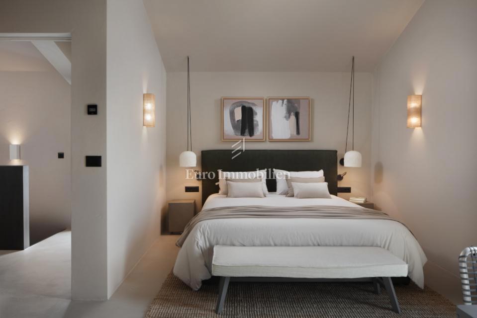 Istra, Poreč – Moderna vila z bazenom na prodaj