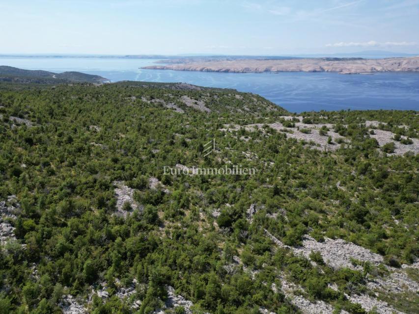 Gradbena parcela s pogledom na morje, blizu plaže