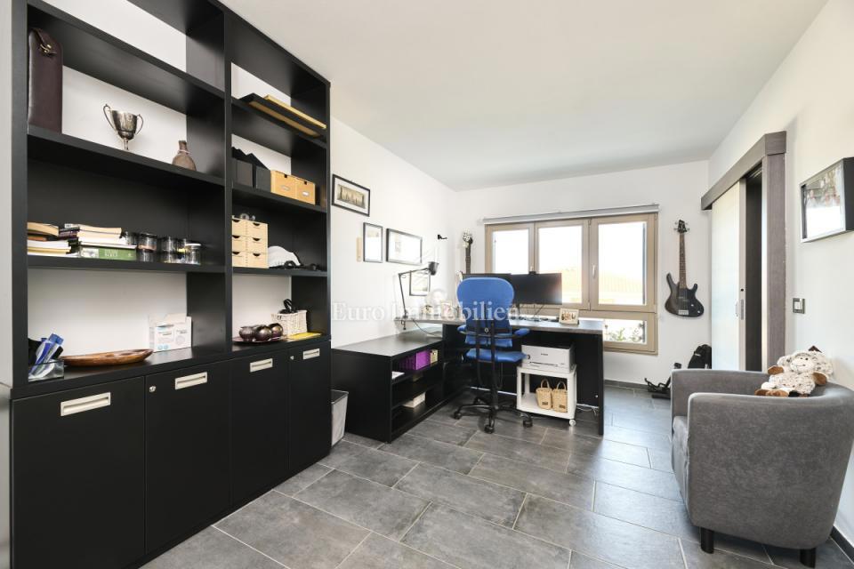 Umag, Samostojna hiša z bazenom