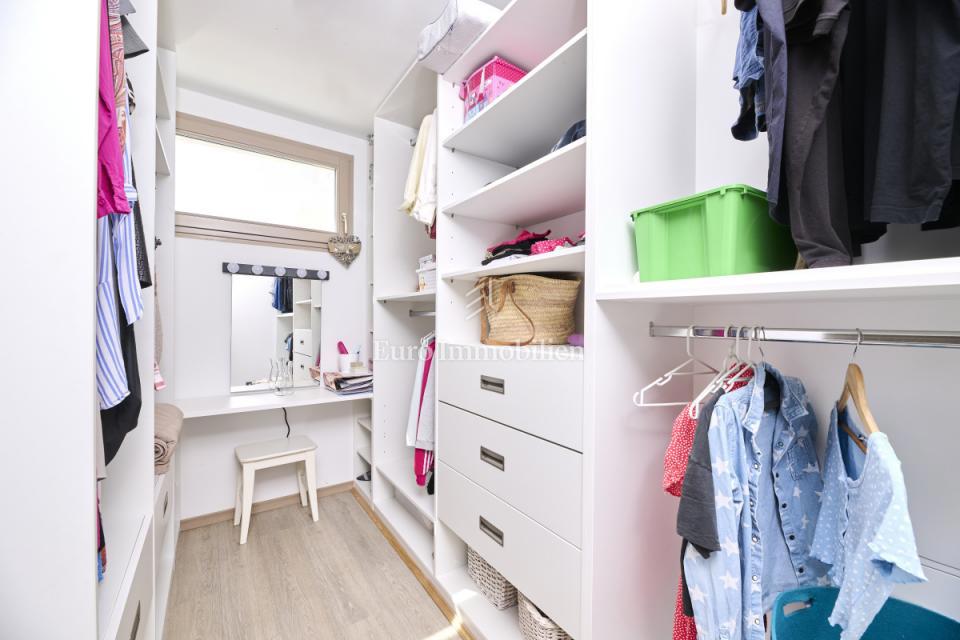 Umag, Samostojna hiša z bazenom