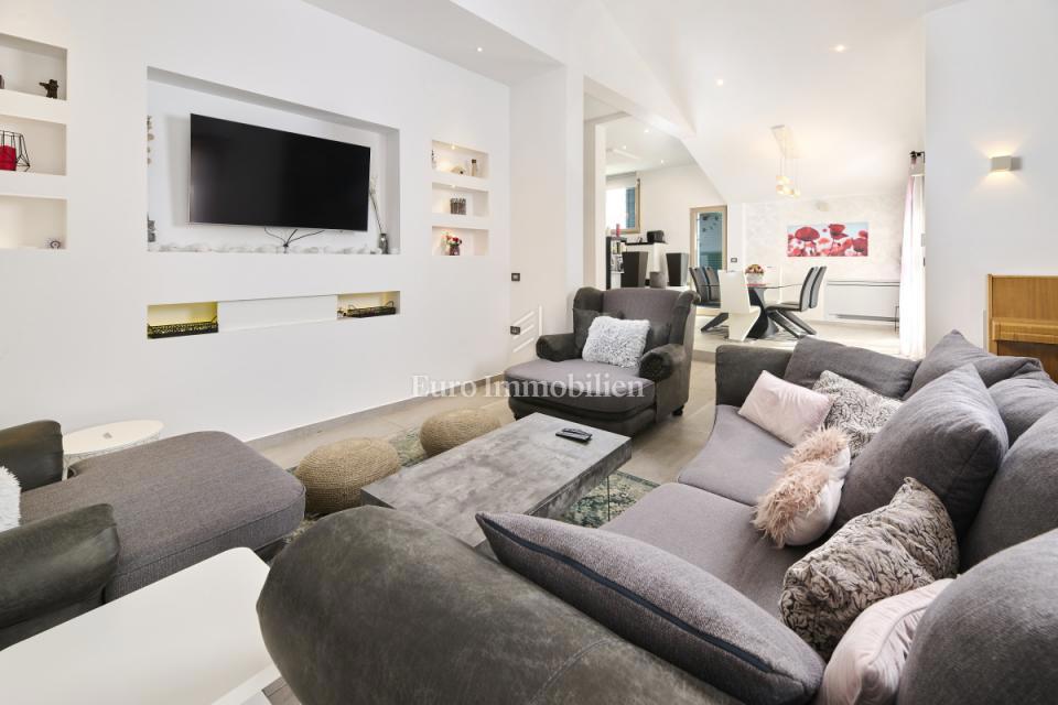 Umag, Samostojna hiša z bazenom