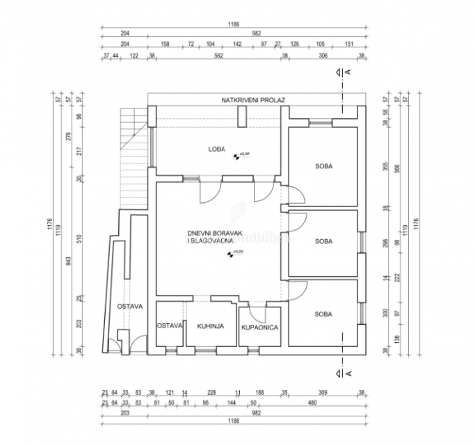 Stanovanje z Velikim Balkonom in Pogledom na Morje