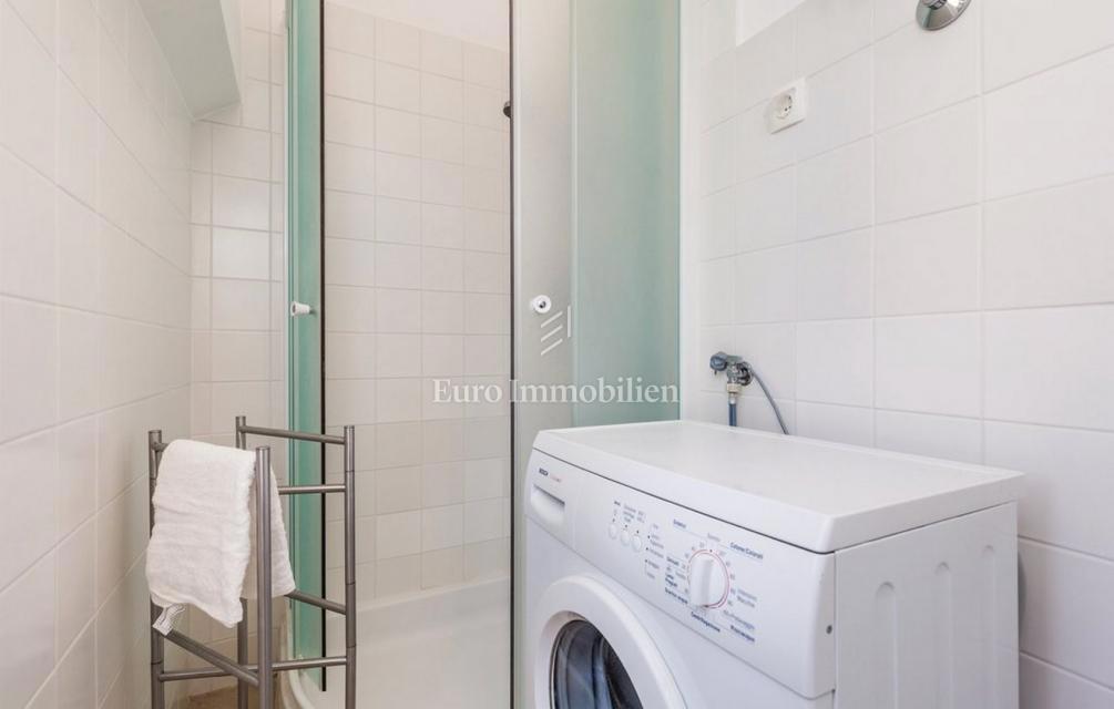 Lovran – stanovanje v zgodovinski vili, 50 m od morja