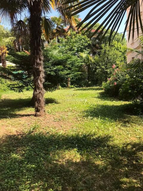 Lovran – stanovanje v zgodovinski vili, 50 m od morja