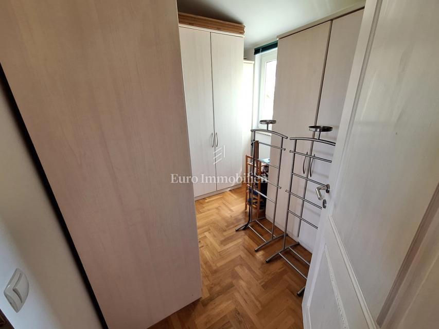 Hiša 200 metrov od morja, Malinska!