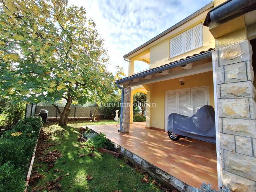 Hiša 200 metrov od morja, Malinska!