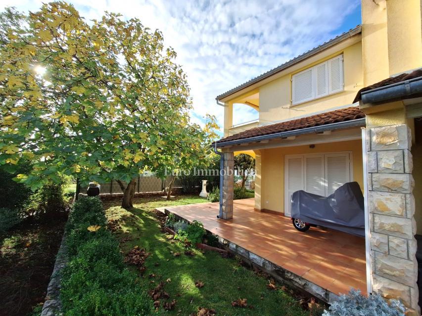 Hiša 200 metrov od morja, Malinska!