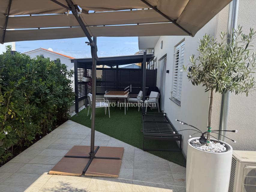 Stanovanje/Apartmani Malinska, Malinska-Dubašnica, 60,22m2