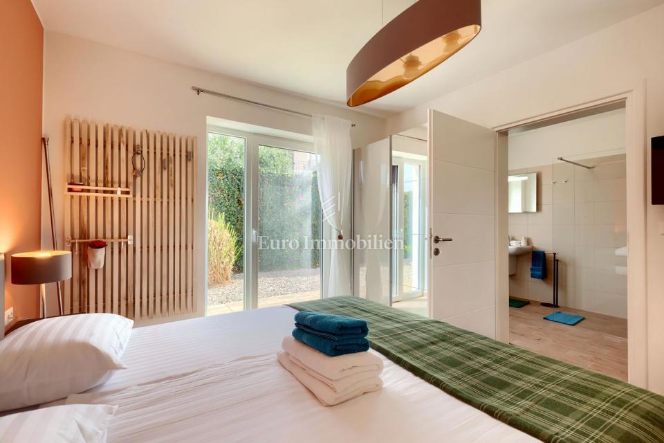 Mediteranska hiša z pogledom na morje