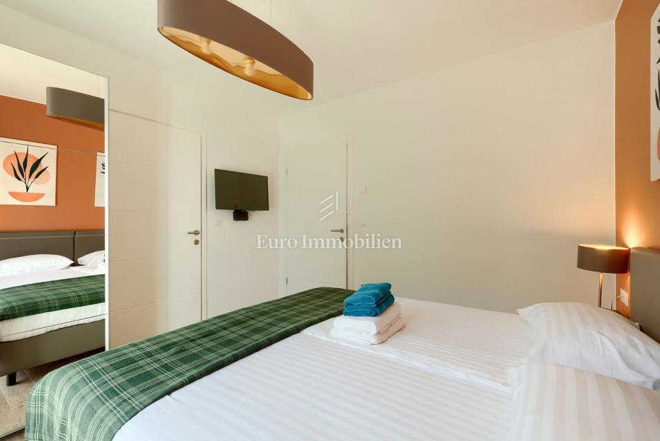 Mediteranska hiša z pogledom na morje