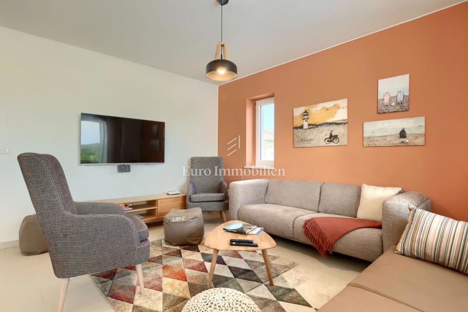 Mediteranska hiša z pogledom na morje