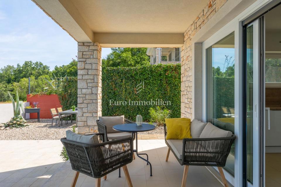 Mediteranska hiša z pogledom na morje