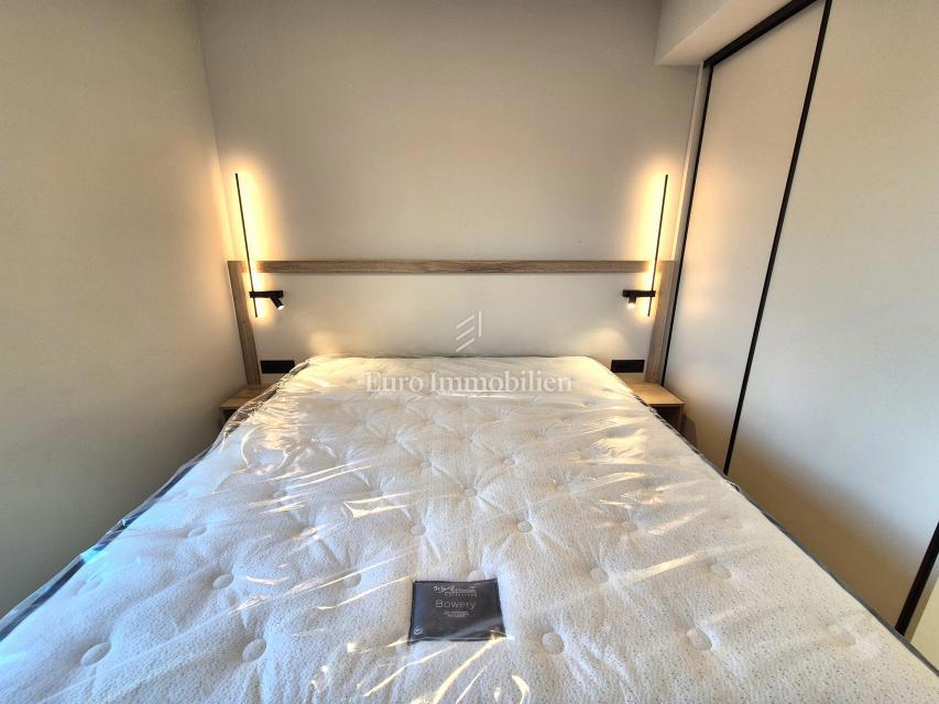 Opremljeno penthouse v novogradnji