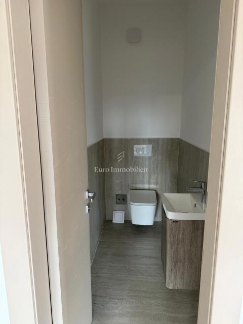 Čavle - Prostorno penthouse stanovanje v novogradnji