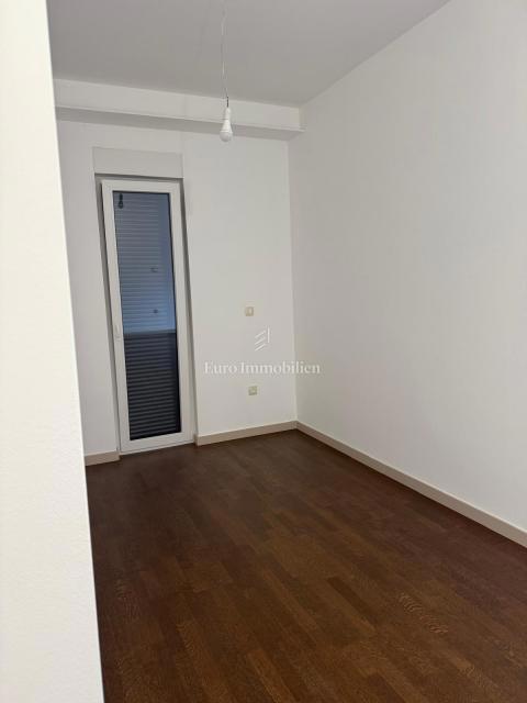 Čavle - Prostorno penthouse stanovanje v novogradnji