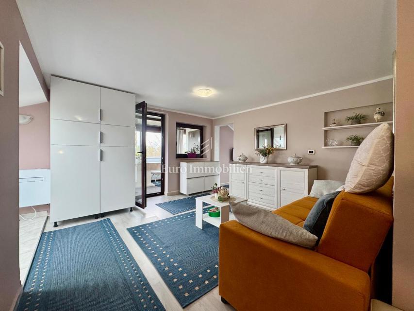 Labin – stanovanje z vrtom in garažo