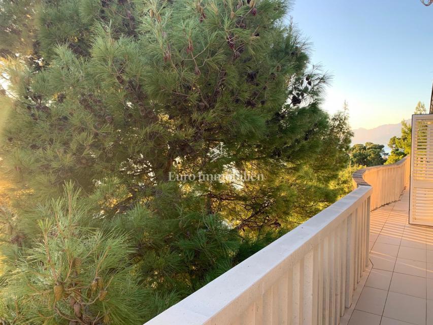 Penthouse prva vrsta do morja - Baška Voda