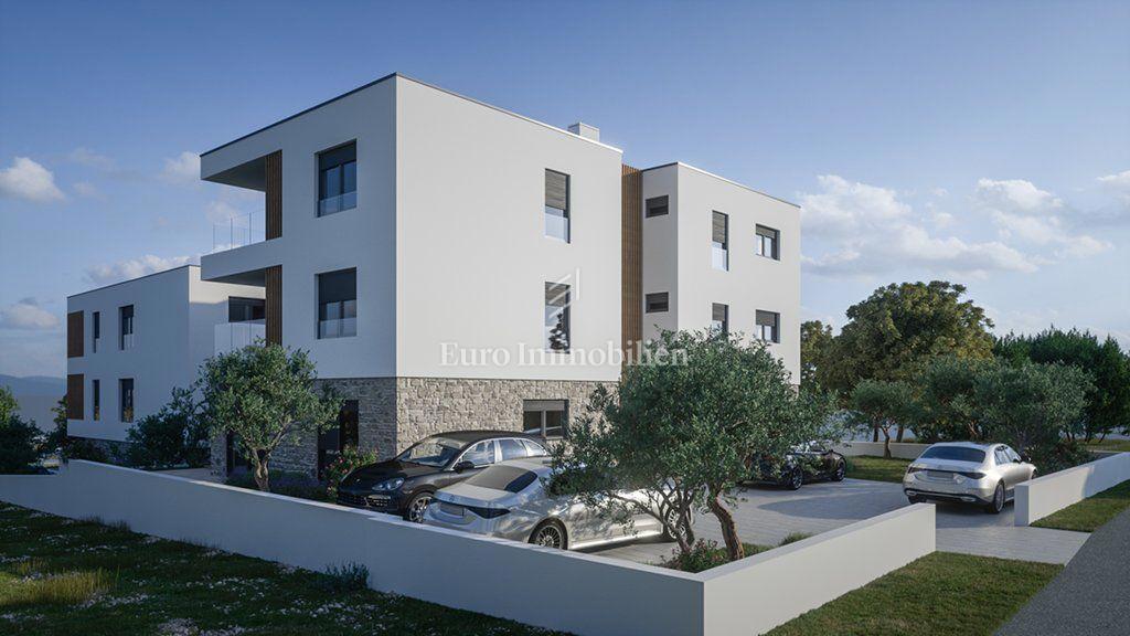 Brodarica - apartma s pogledom na morje, druga vrsta do morja