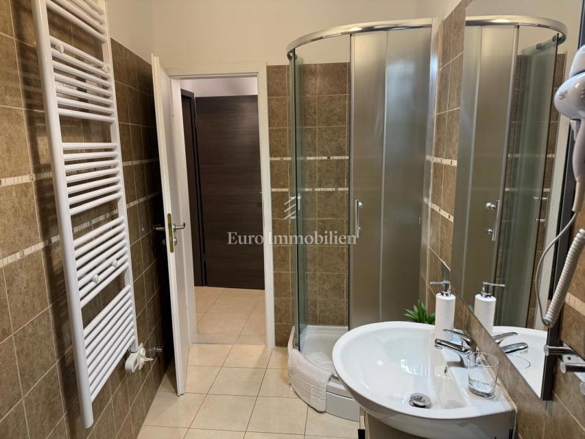 Reka - 3 manjša stanovanja na odlični lokaciji