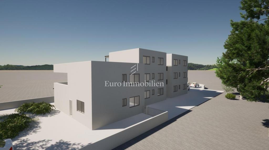 Stanovanje v izgradnji z vrtom, Novigrad