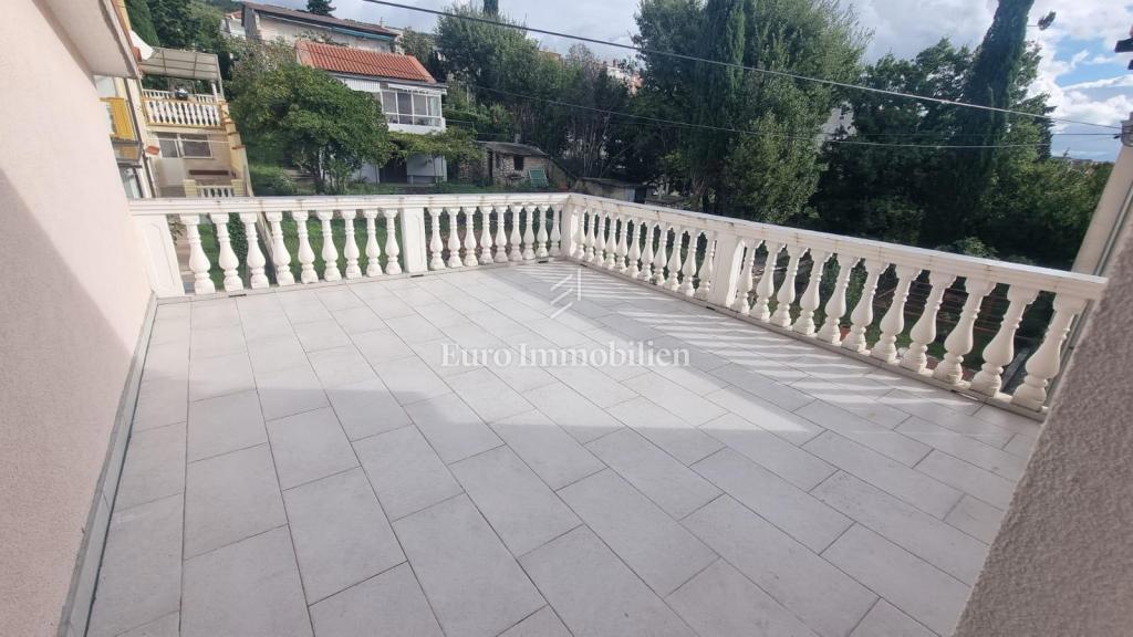 Selce, stanovanje s prekrasnim pogledom na morje