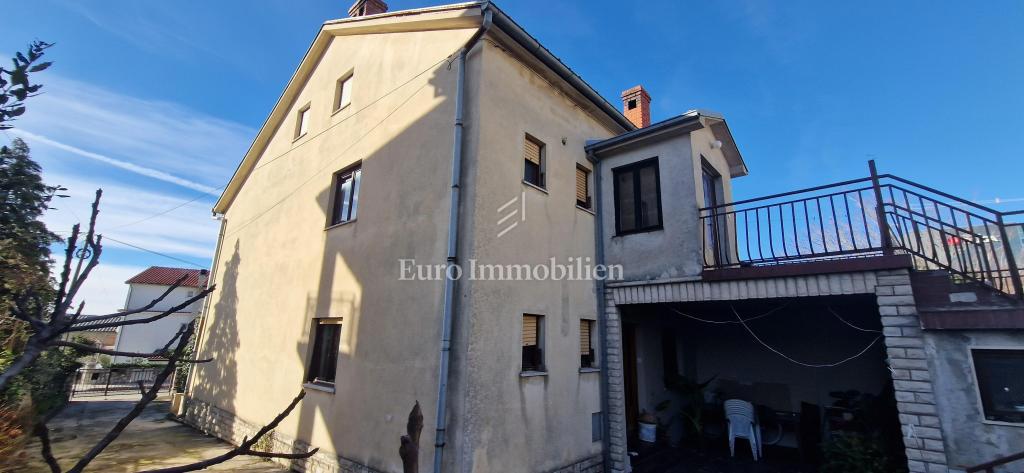 Crikvenica, dvojček na odlični lokaciji