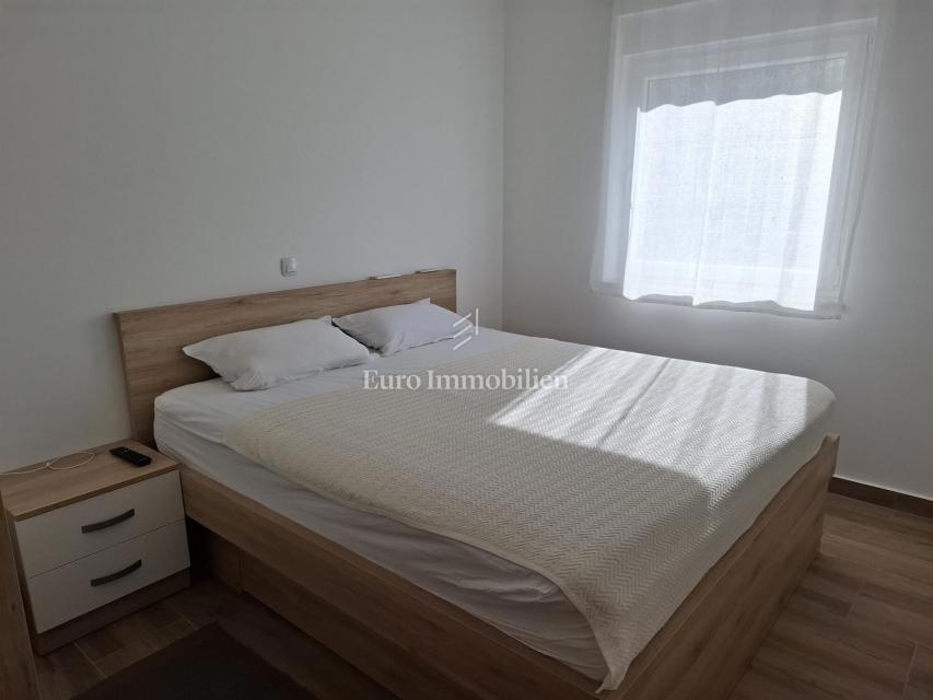 Apartma v pritličju - Povljana, Pag