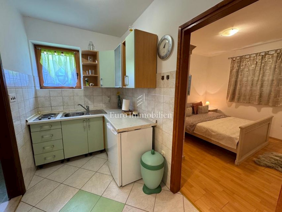 Rabac - dva apartmaja 800 m od morja