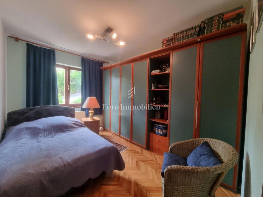 NOVI VINODOLSKI, apartma 150 od morja