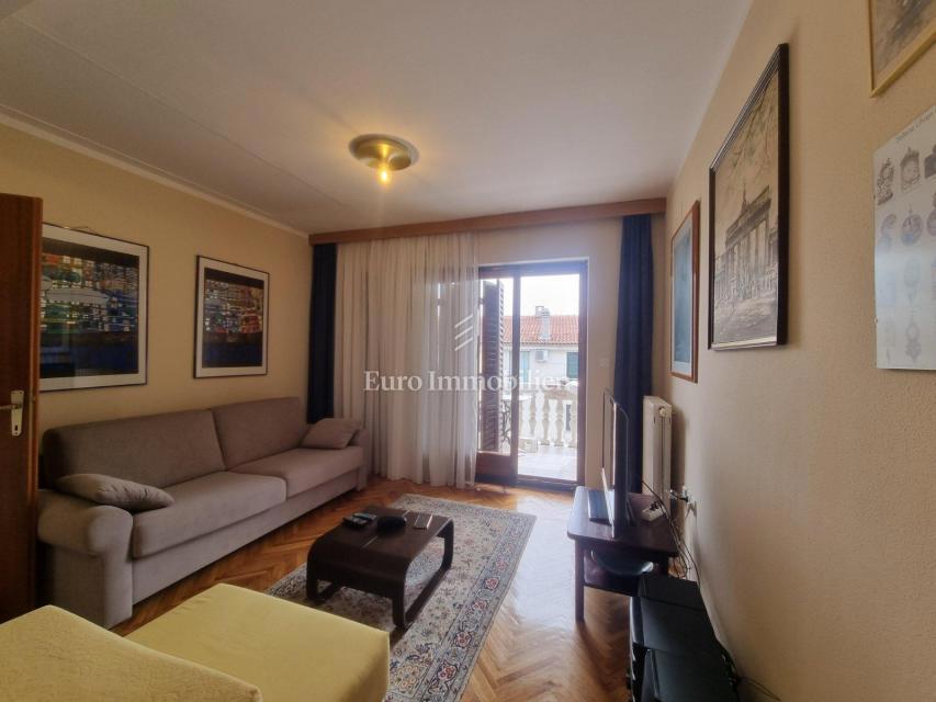 NOVI VINODOLSKI, apartma 150 od morja