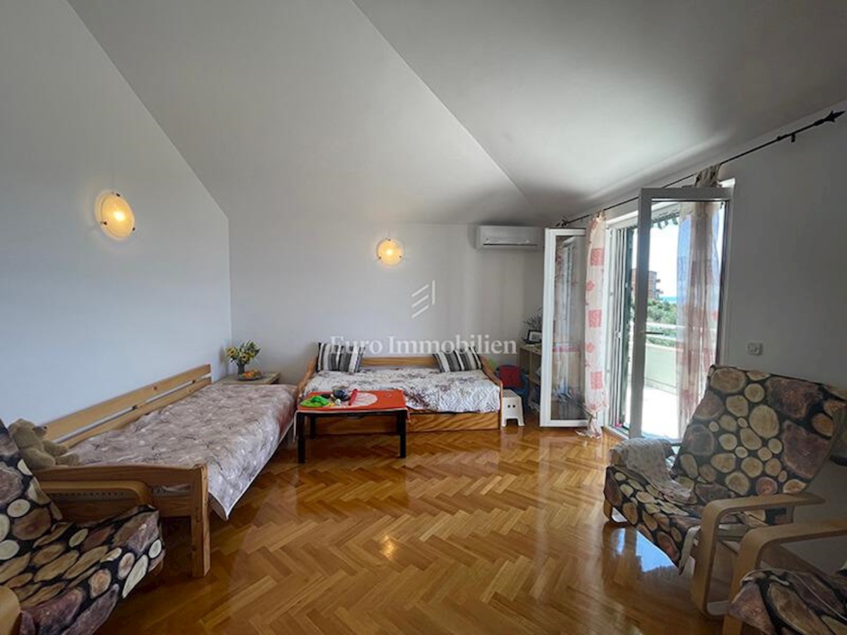 Apartma z odprtim pogledom na morje