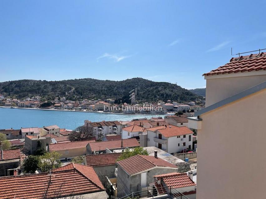 Apartman s fantastičnim pogledom na morje