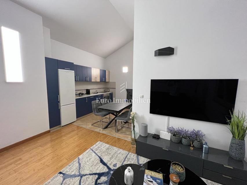 Apartman s fantastičnim pogledom na morje