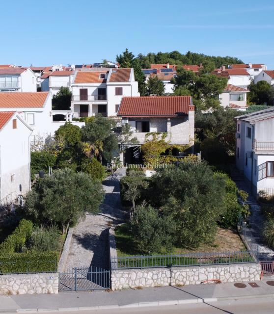 Hiša na izjemni lokaciji - mesto Krk