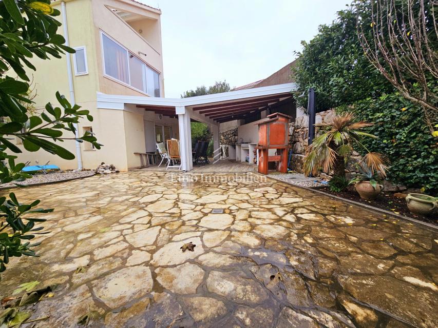 Apartma v pritličju - mesto Krk