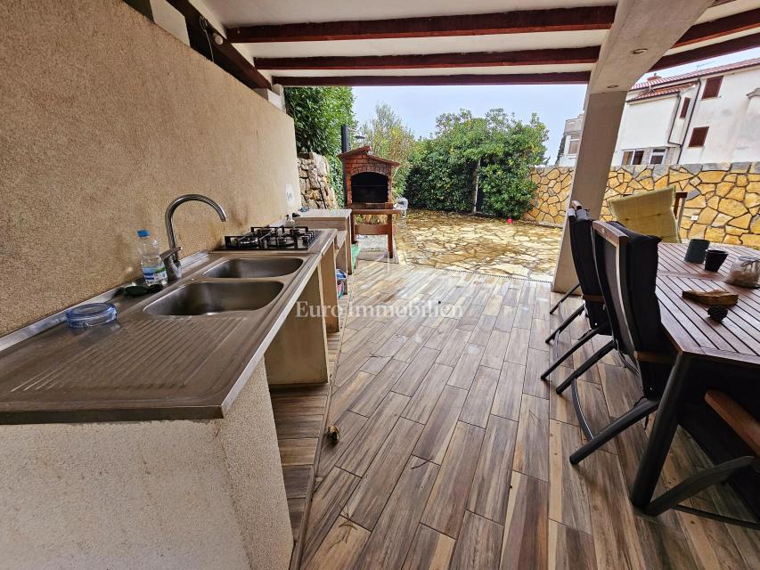 Apartma v pritličju - mesto Krk