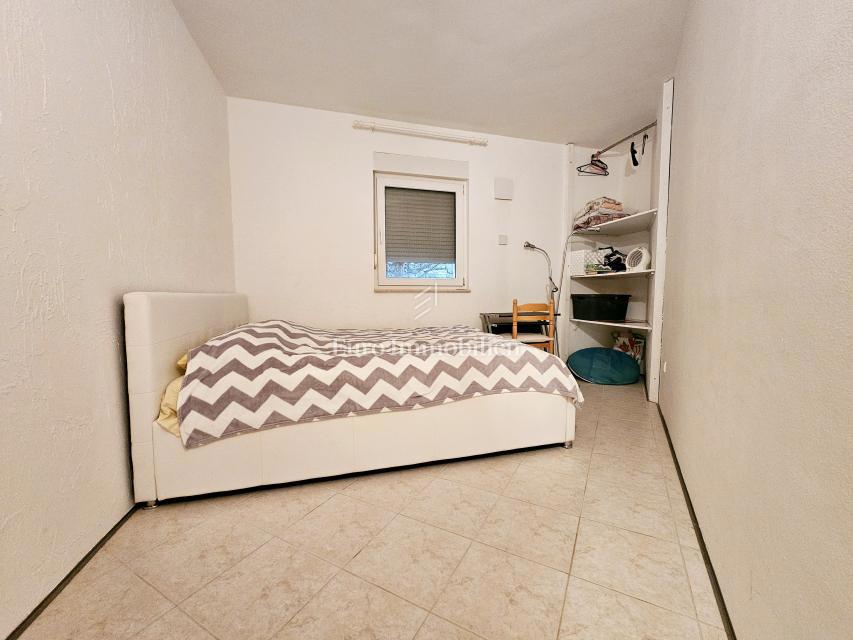 Apartma v pritličju - mesto Krk