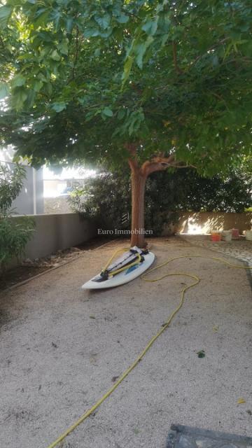 Novalja - apartma blizu plaže