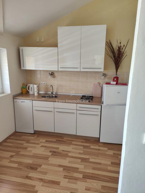 Otok Lošinj - apartma obdan z naravo