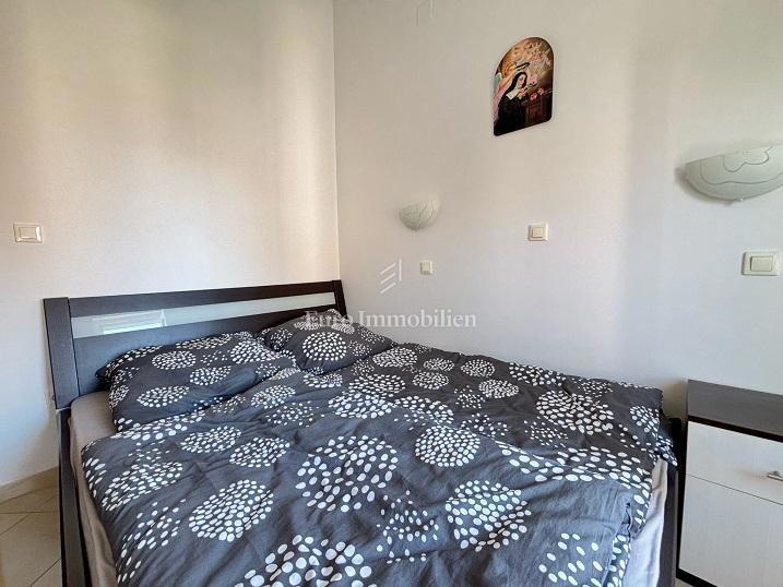 Novalja - apartma z veliko teraso