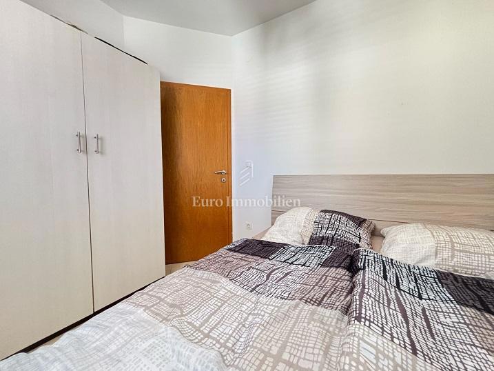 Novalja - apartma z veliko teraso