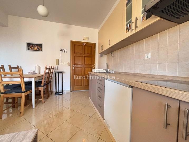 Novalja - apartma z veliko teraso