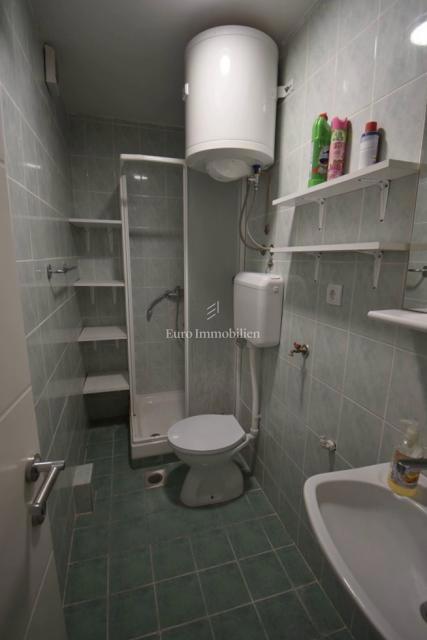 Pirovac - apartma v bližini morja