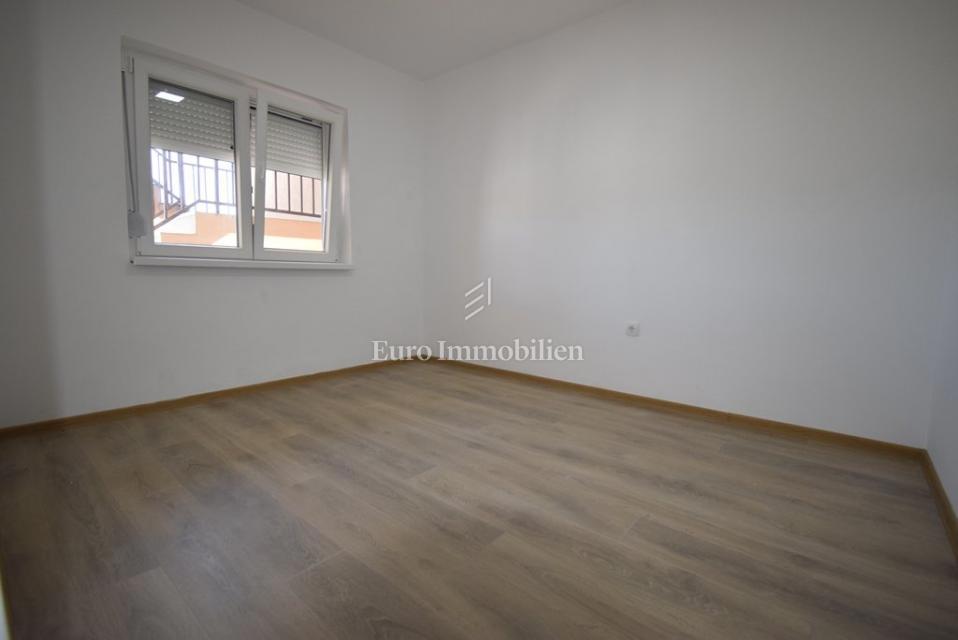 Pirovac - apartma v bližini morja