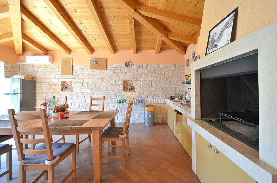Istra, Novigrad - hiša z bazenom