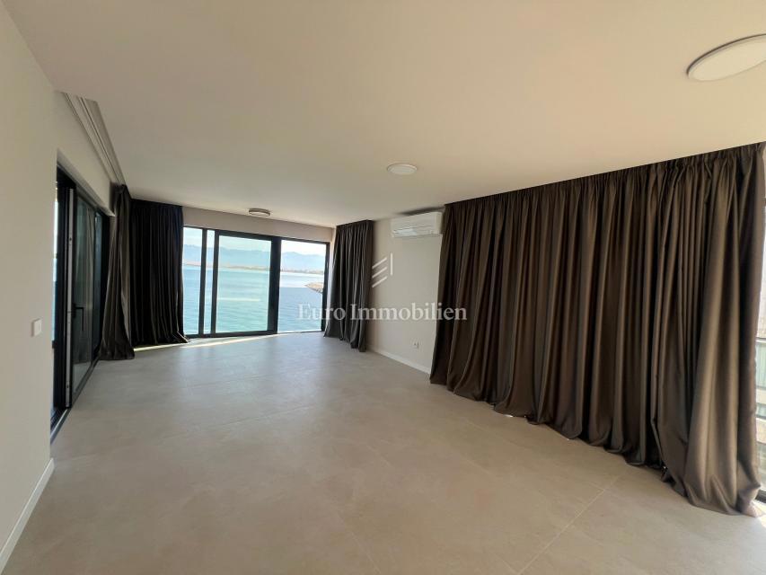 Apartmaji z odprtim pogledom na morje