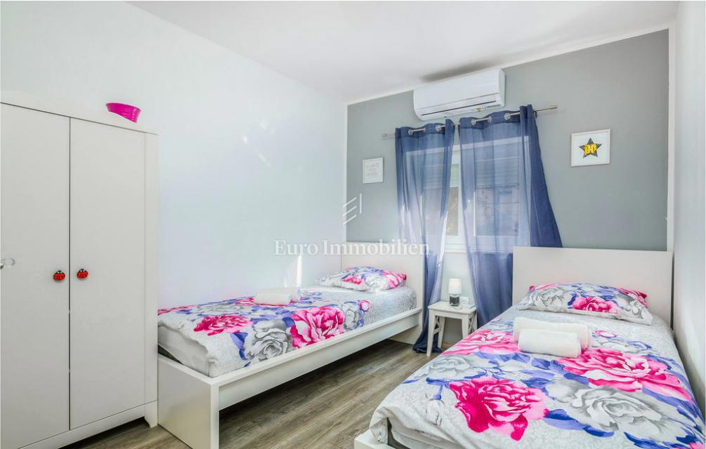 Prenovljena starina v okolici mesta Krk